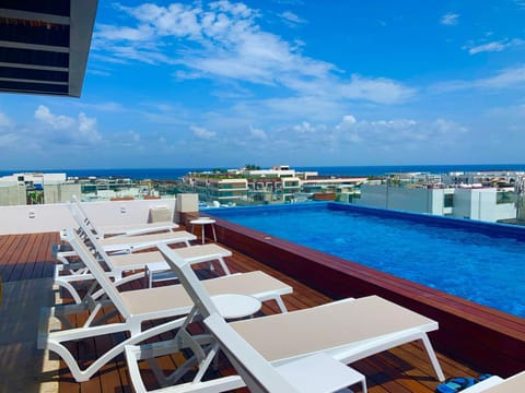 Balcony/Terrace, Swimming pool
