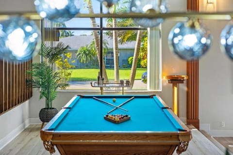 Billiard, Game Room, Evening entertainment, Entertainment