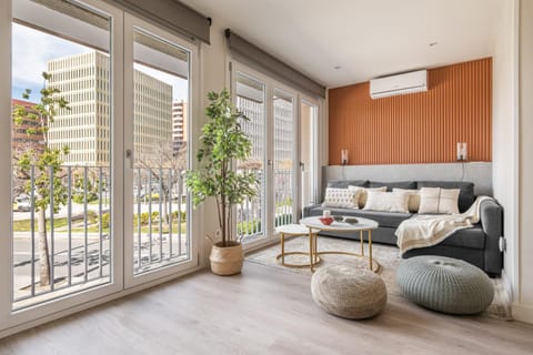 View (from property/room), Balcony/Terrace, Living room, air conditioner