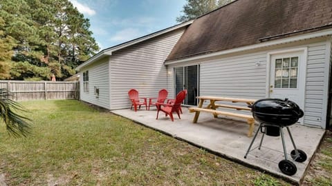 Patio, Day, BBQ facilities