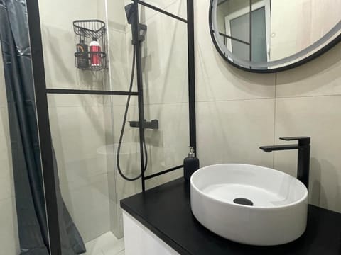 Chris375flat-ParkOperaOnasioRea Apartment in Kallithea