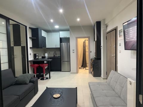 Chris375flat-ParkOperaOnasioRea Apartment in Kallithea