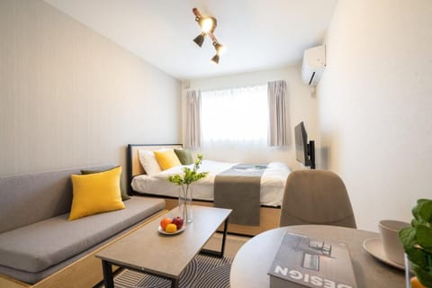 Bed, Living room