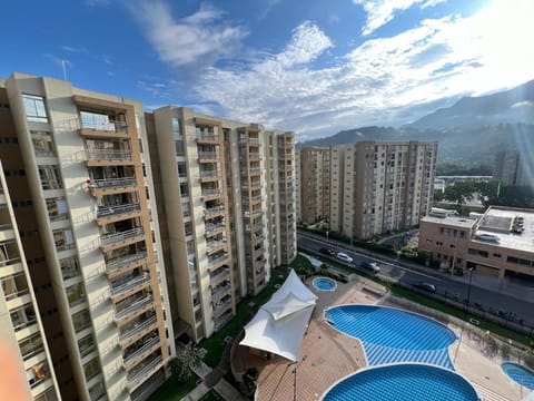 Day, Mountain view, Pool view, Swimming pool