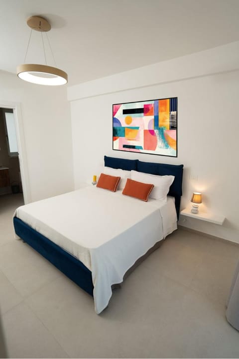Bed, View (from property/room), Photo of the whole room, Bedroom, minibar, air conditioner, air conditioner