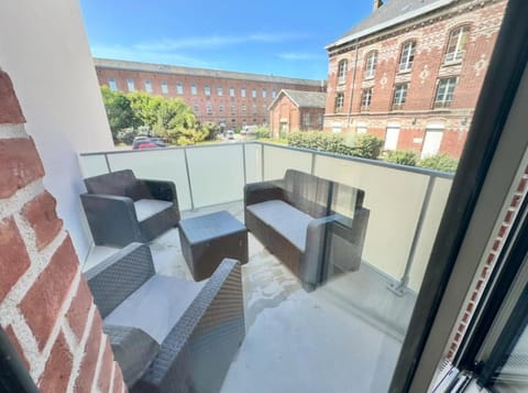 View (from property/room), Balcony/Terrace