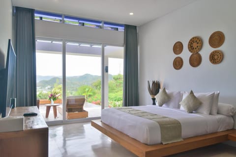 Natural landscape, TV and multimedia, Bedroom