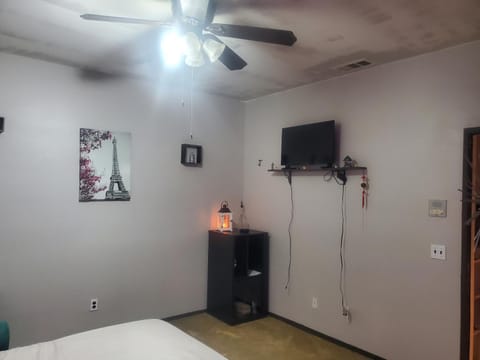 Galaxy House Love hotel in Menifee