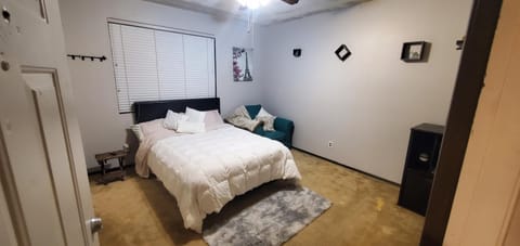 Galaxy House Love hotel in Menifee