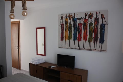 Communal lounge/ TV room, TV and multimedia