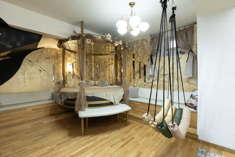 Bed, Photo of the whole room