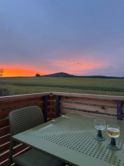 View (from property/room), Balcony/Terrace