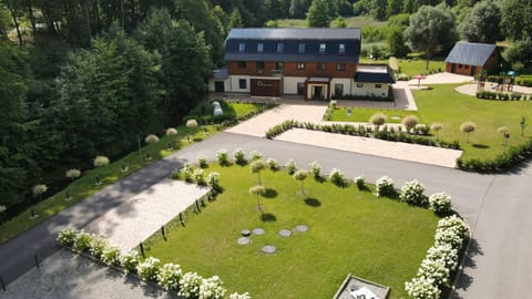 Property building, Bird's eye view, Garden, Garden view