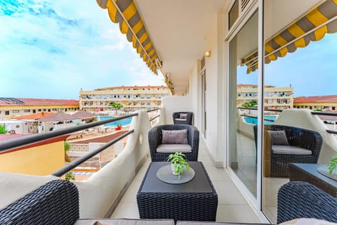 View (from property/room), Balcony/Terrace
