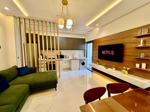 Kitchen or kitchenette, Living room, Dining area