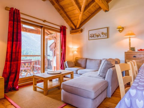 Alpage Bellevue -Bel appartement T3 avec garage & balcons Apartment in Montgenèvre