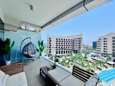 Balcony/Terrace, Landmark view