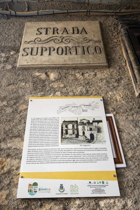 La Chiave di Volta , Dimora del 500 a 5 minuti dal lago House in Molise, Italy