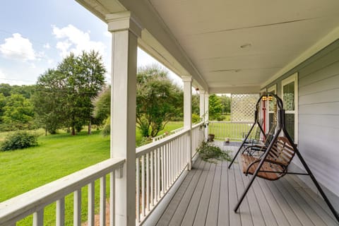 7 Mi to Ole Miss Quiet Rural Retreat with Yard! House in Mississippi