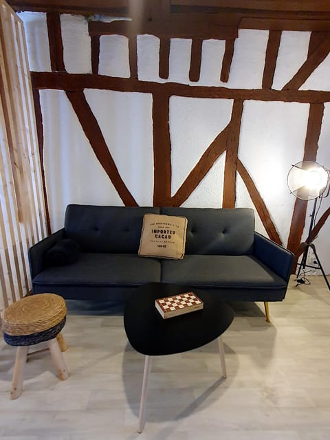 Communal lounge/ TV room, Bed, Living room, Seating area