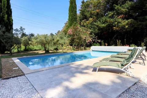 Garden, Swimming pool