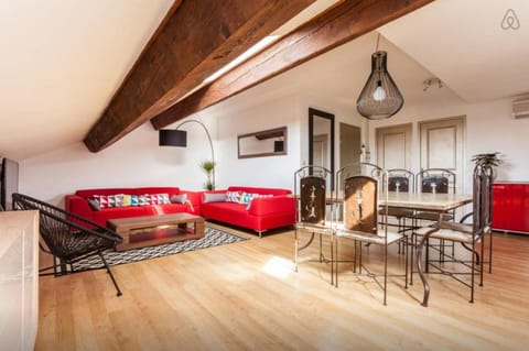 Living room, Seating area, Dining area