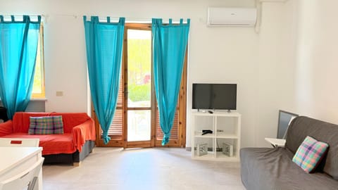 N305 - Numana, comodo trilocale con giardino Apartment in Numana