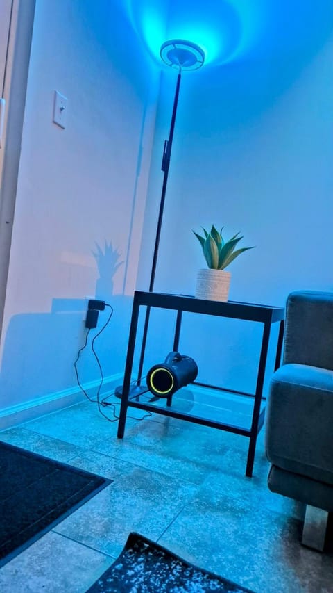 36th Floor Brickell Suite with City Skyline and Bay Views Apartment in Brickell