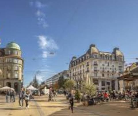 Chambre 2 à louer à Bienne Vacation rental in Canton of Bern (Region)