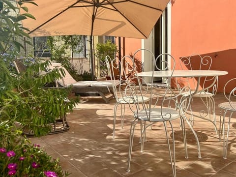 Balcony/Terrace, Dining area, sunbed