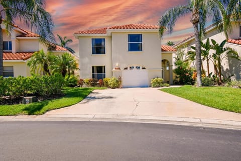 Modern 3-Bedroom Townhouse in Isla Del Sol House in Isla del Sol