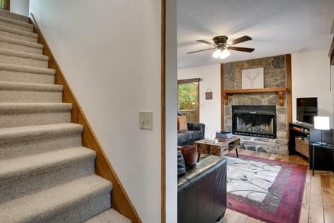 Elk Ridge Retreat -Hot Tub- Firepit-Fireplace House in Ivy Hill