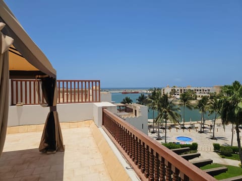 Natural landscape, View (from property/room), Balcony/Terrace, Sea view, Inner courtyard view