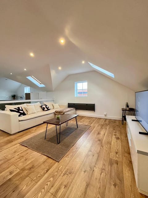 Central duplex Apt in Leamington Spa Apartment in Royal Leamington Spa