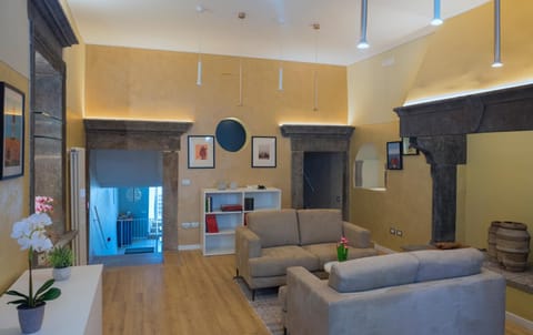 Communal lounge/ TV room, Living room