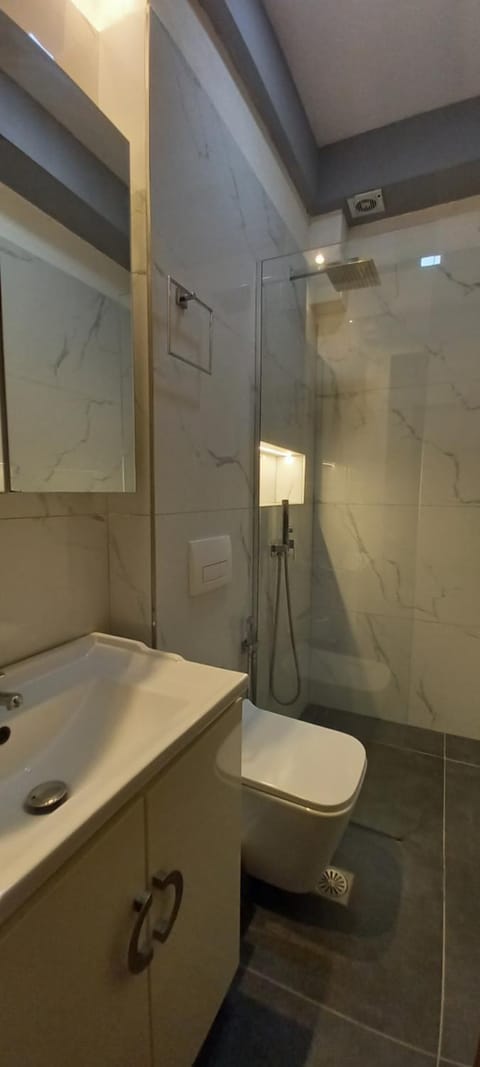 Lino House 1 House in Sarandë