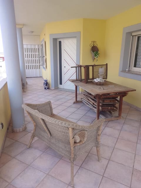 Balcony/Terrace, Dining area