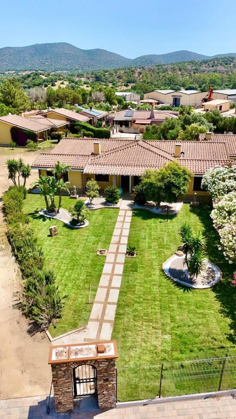 Garden, Balcony/Terrace