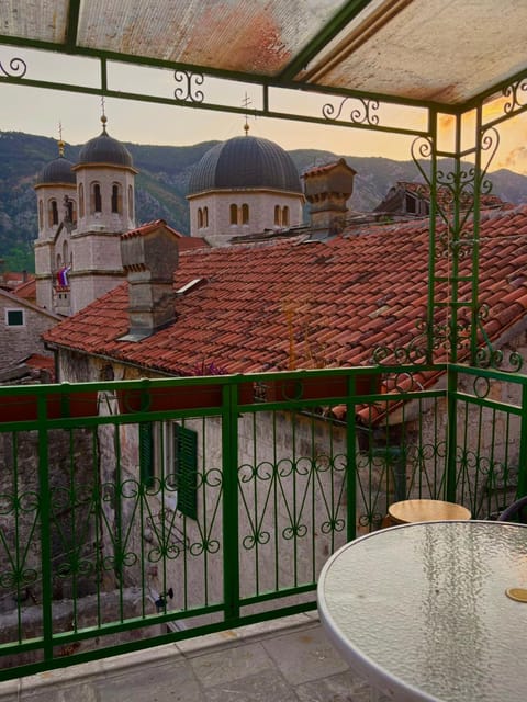 Day, Natural landscape, View (from property/room), Balcony/Terrace, Mountain view