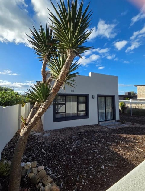 Garden, Balcony/Terrace