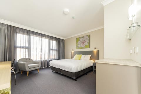 Day, Photo of the whole room