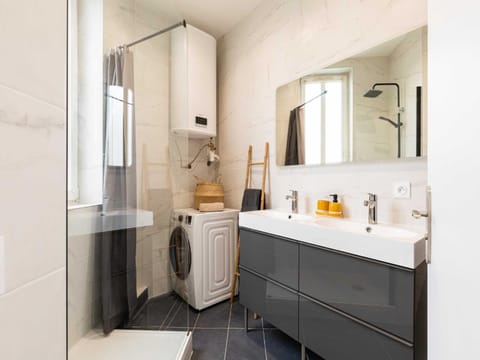 Bathroom, washing machine, dryer