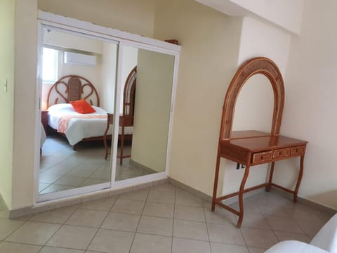 Ocean Front B1 Apartment in Acapulco