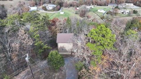 Property building, Spring, Day, Neighbourhood, Natural landscape, Bird's eye view, View (from property/room), View (from property/room), Decorative detail, Decorative detail, Pets, Pets, City view, City view, Mountain view, Mountain view, pet friendly, pet friendly