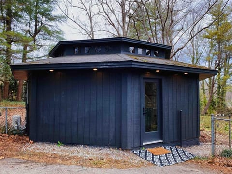 Honeymoon Hollow House in Travelers Rest