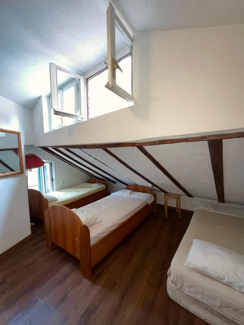 sar 6 Apartment in Montenegro