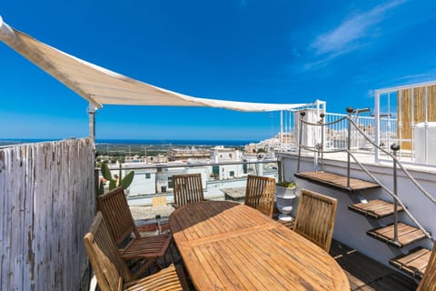 View (from property/room), Balcony/Terrace