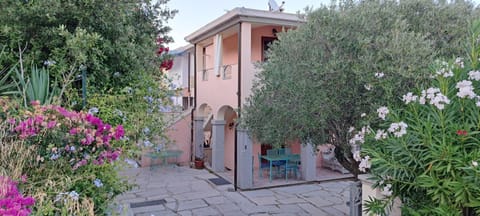Property building, Garden view