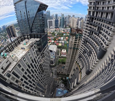 Property building, Day, Neighbourhood, Bird's eye view, View (from property/room), Balcony/Terrace, City view, Pool view, Street view, Location