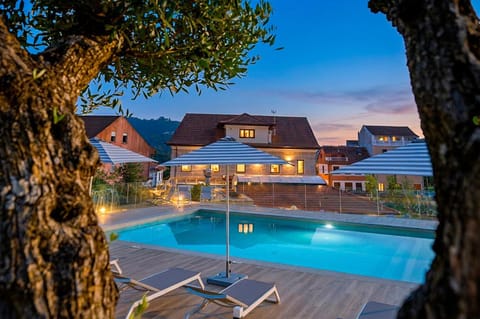Night, Swimming pool